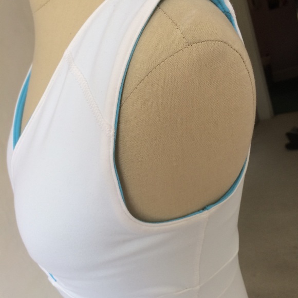 Zobha V-Neck Athletic Dress - Picture 7 of 8